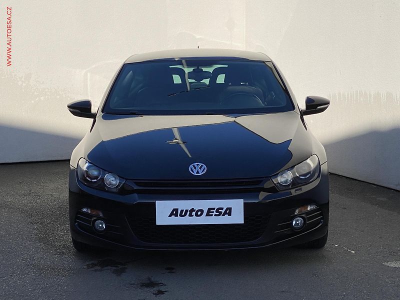 Volkswagen Scirocco (2012) 1.4 TSi, Match, bixen, +kola - fotka 2 z 19