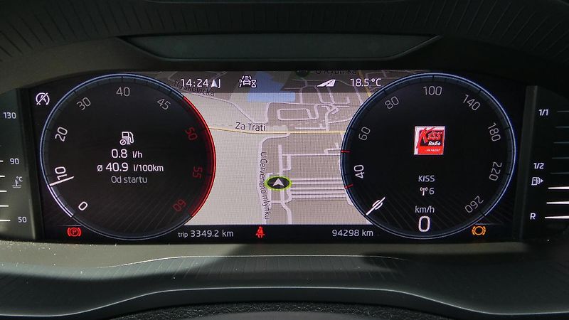 Škoda Karoq 2.0 TDI Style - fotka 13 z 23