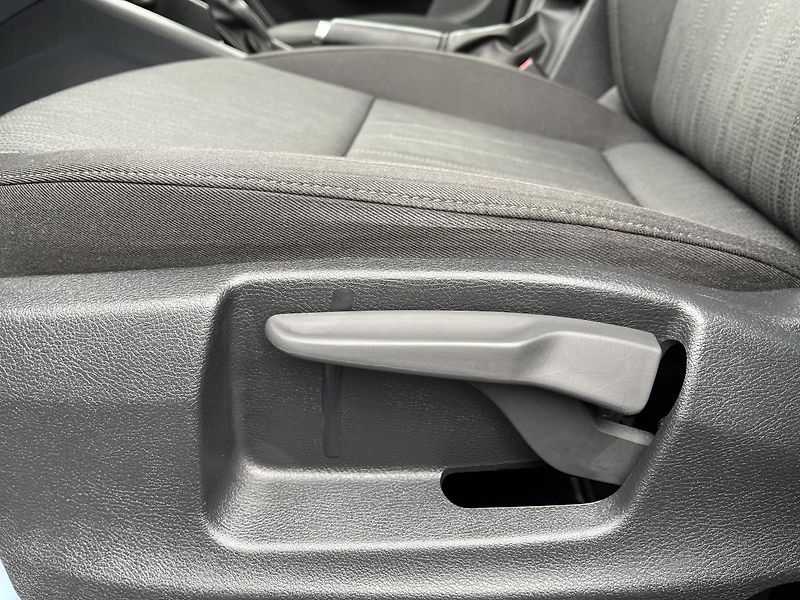 Škoda Octavia 1.6 TDi 85kW Dsg STYLE+ DPH ČR - fotka 33 z 39