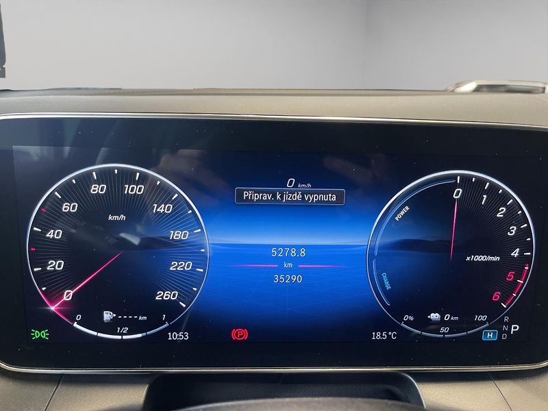 Mercedes-Benz GLC (2024) 300 de 4MATIC - fotka 11 z 21