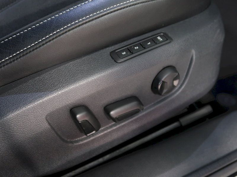 Škoda Superb (2022) STYLE 2.0TSI 140KW DSG - fotka 15 z 43