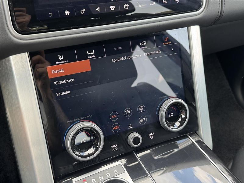 Land Rover Range Rover 5,0 S/C V8 Autobiography AWD Č - fotka 29 z 39