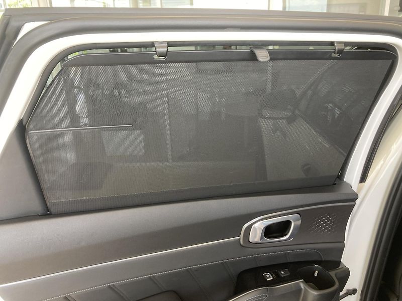 Kia Sorento HEV G 1.6 T-GDI GAMM - fotka 15 z 45