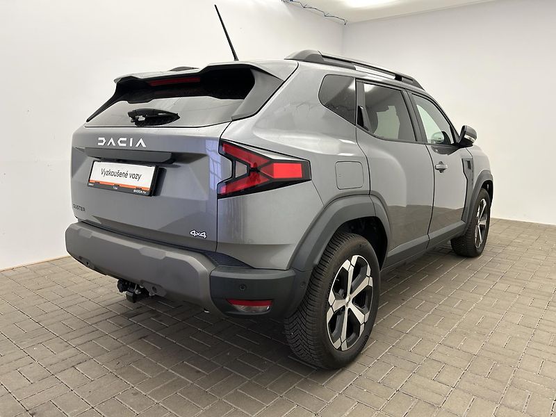 Dacia Duster 1.2 TCE 4x4 Journey - fotka 2 z 26