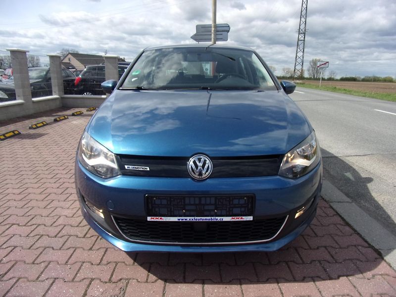 Volkswagen Polo (2017) 1,0TSI KLIMA TEMP VÝHŘEV - fotka 3 z 24