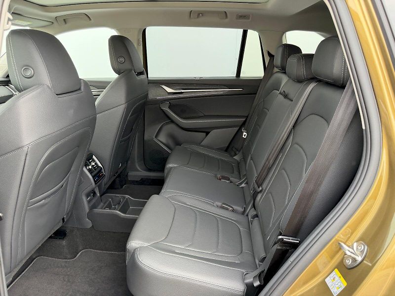 Škoda Kodiaq (2025) 2.0 TDI 142kW 4x4 Exclusive Se - fotka 25 z 35