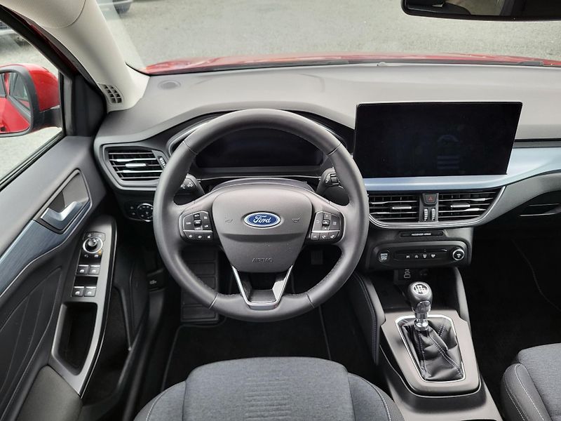 Ford Focus 1.0 EcoBoost mHEV Active X - fotka 9 z 46