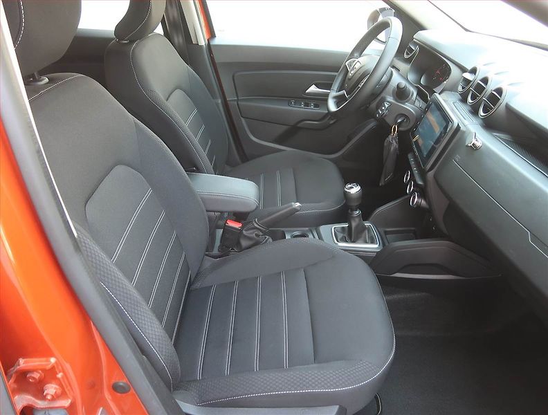 Dacia Duster (2022) 1.0 TCe, LPG, Serv.kniha - fotka 9 z 17
