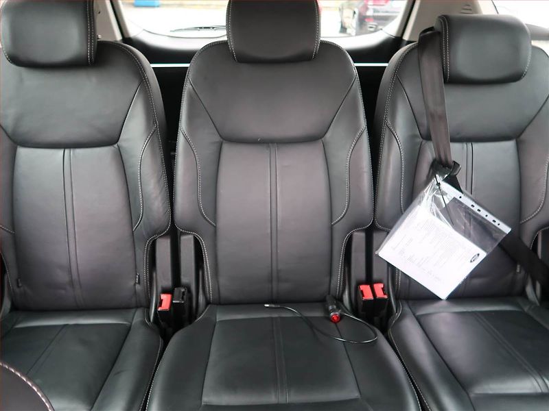 Ford S-MAX (2011) Titanium 2.0 TDCi, Navi - fotka 10 z 18
