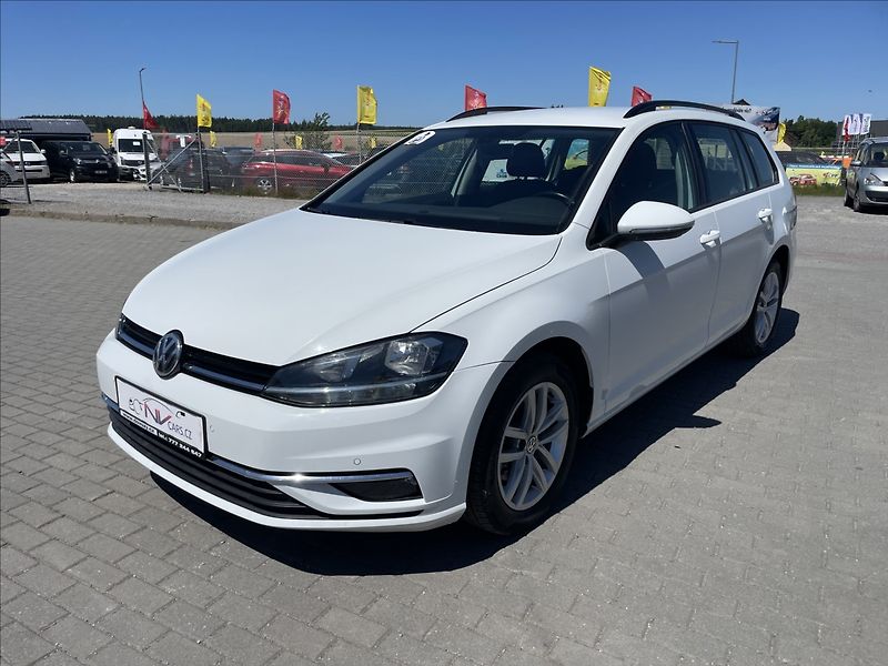 Volkswagen Golf 2,0 TDi 110kw DSG LED Radar po - fotka 32 z 39