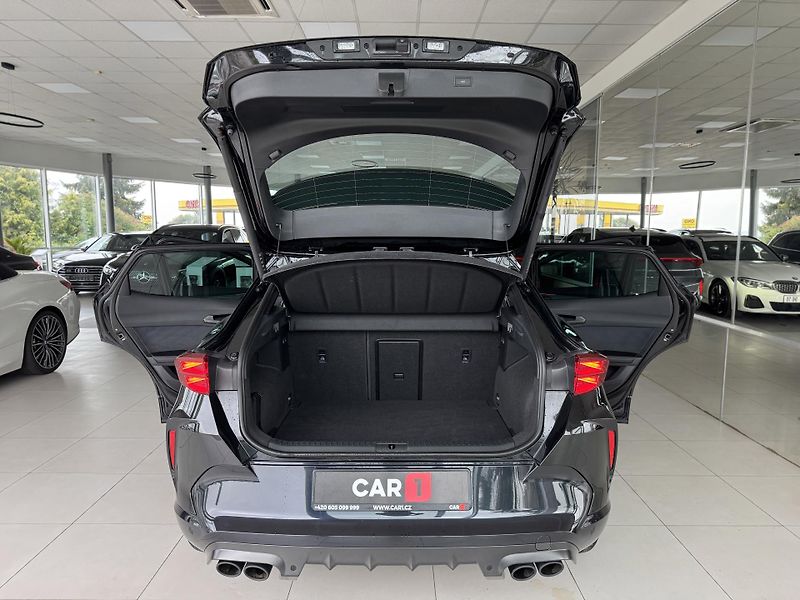 Cupra Formentor 2,0TSI VZ 333*4x4*KeyLess*Tažn - fotka 37 z 41