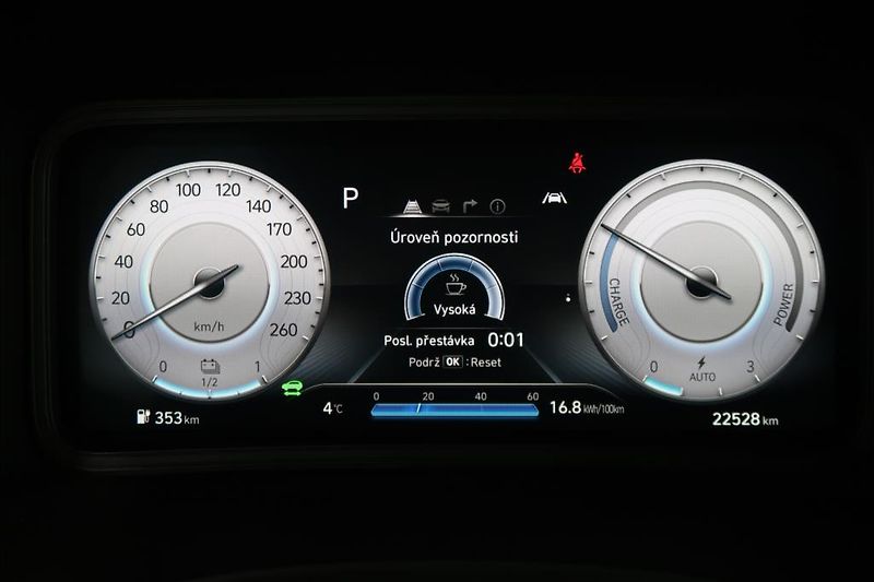 Hyundai Kona 0,0 POWER CZECH EDITION 150KW - fotka 16 z 22