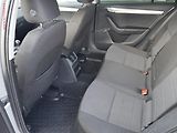 Škoda Octavia (2013) 1.6 TDi, ČR, AC, výhřev sed - náhled 11
