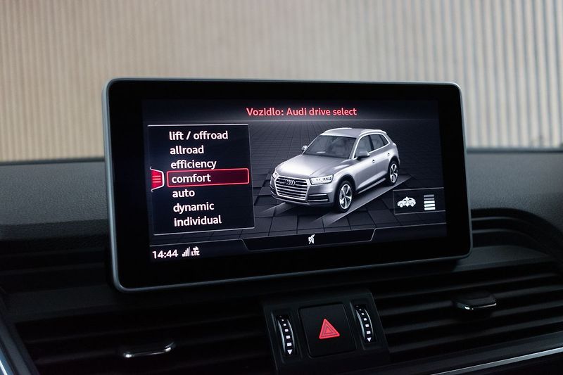 Audi Q5 40 TDI 4x4*AIR*TAŽNÉ*KAMERA360 - fotka 29 z 46