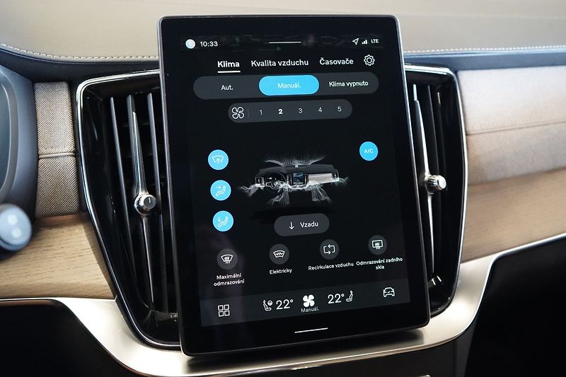 Volvo XC90 T8 PLUS Dark, Vzduch, 360° - fotka 27 z 49