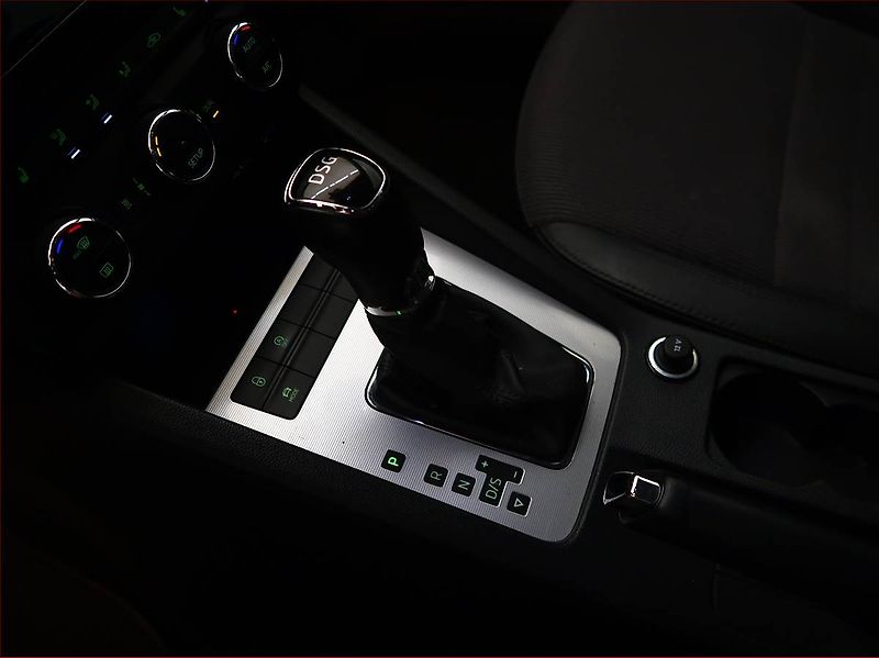 Škoda Octavia (2015) 1.8 TSI, Automat, Serv.kniha - fotka 13 z 17