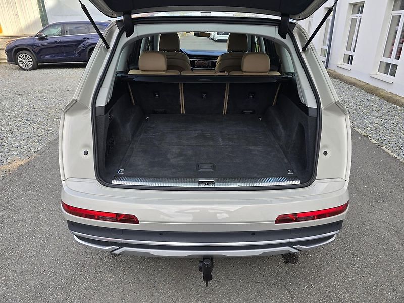 Audi Q7 MATRIX KŮŽE WEBASTO B&O - fotka 55 z 61