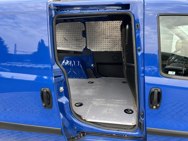 Fiat Dobló (2016) 1.4T CNG 88kW ČR NOVÉ - fotka 13 z 15