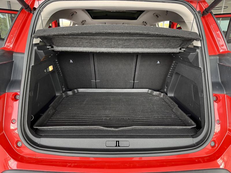 Citroën C5 Aircross 1,5BlueHDi 130 AT8*Panor*Tažné - fotka 34 z 38