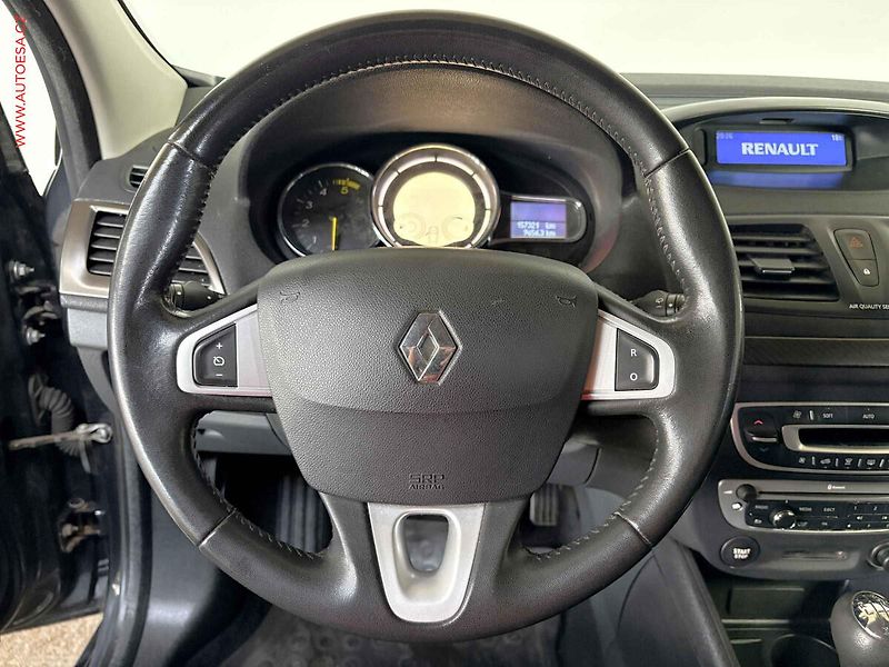 Renault Mégane (2013) 1.5dCi, ČR, autoAC, temp - fotka 15 z 15