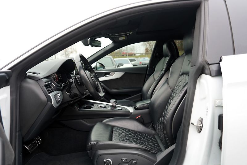Audi S5 3.0 TFSI tiptronic Quattro/B&O - fotka 27 z 49