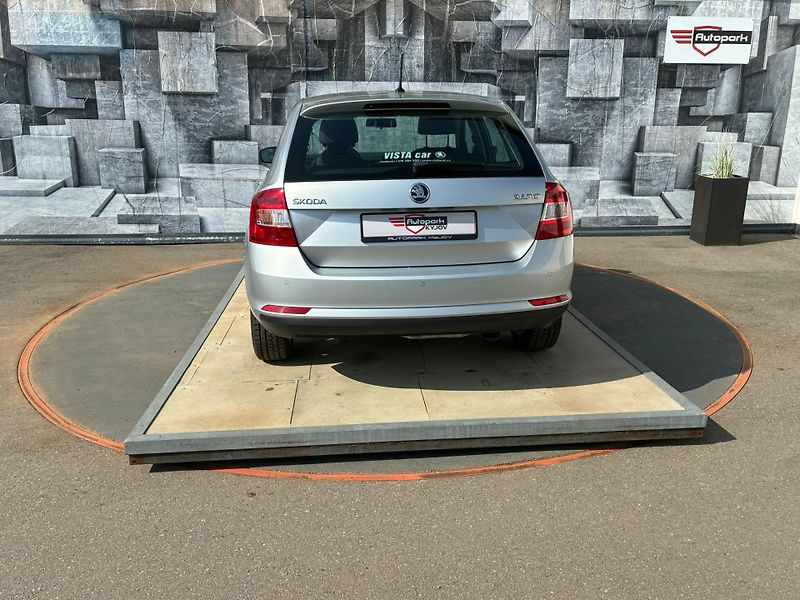 Škoda Rapid (2017) 1.2TSi, 81KW, VYHŘ. SEDADLA. - fotka 7 z 19