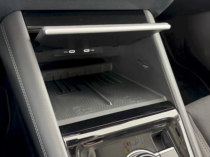 Volkswagen Tayron (2025) Elegance 2.0 TSI 150kW 4Motion - fotka 29 z 41