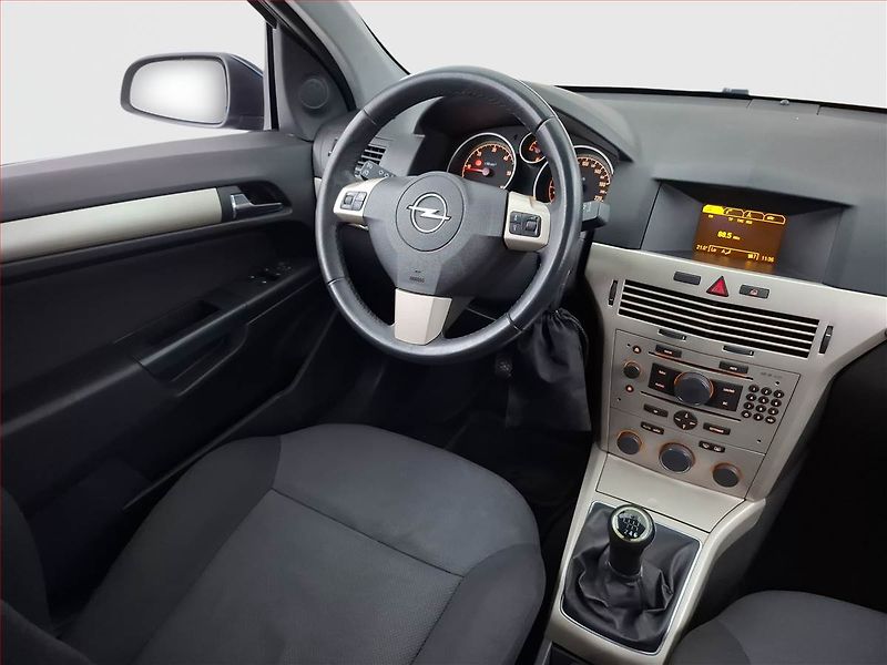 Opel Astra (2007) 1.7 CDTI, nová STK, Tažné - fotka 7 z 15