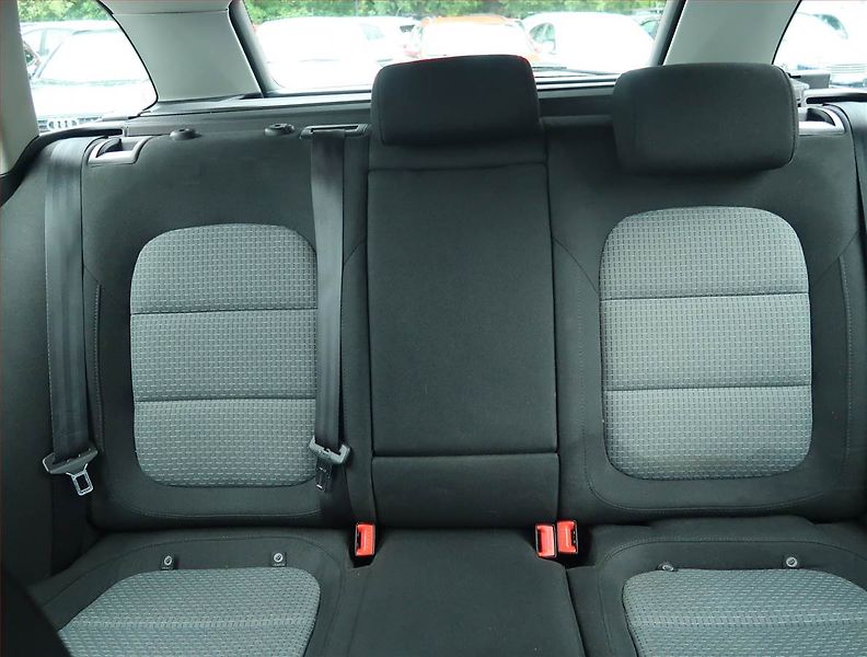 Škoda Superb (2011) 1.4 TSI, Tempomat - fotka 10 z 17