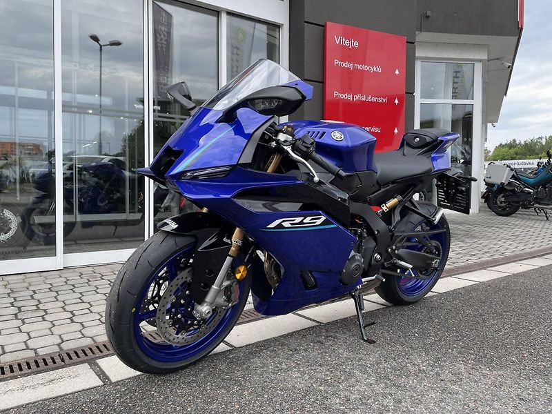 Yamaha (2026) YZF-R9 EU5+ - fotka 5 z 13