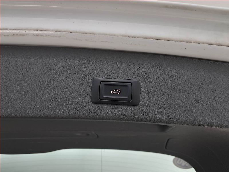 Audi Q5 (2014) 3.0 TDI, 4X4, Automat, Kůže - fotka 16 z 24