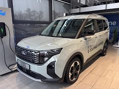 Ford Tourneo Courier (2026) Active, Tourneo, 46 kWh Elektr - fotografie inzerátu