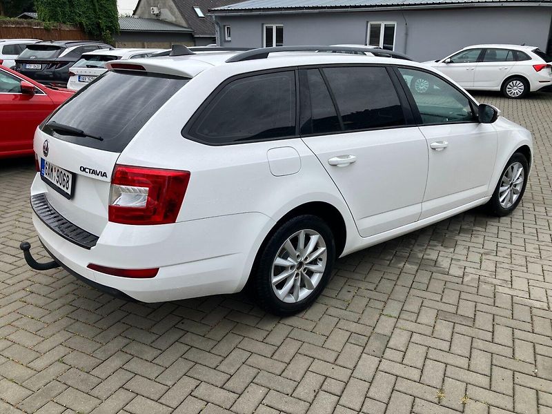 Škoda Octavia (2015) 1.6TDI 81kW VÝHŘEV SED TAŽNÉ - fotka 4 z 23