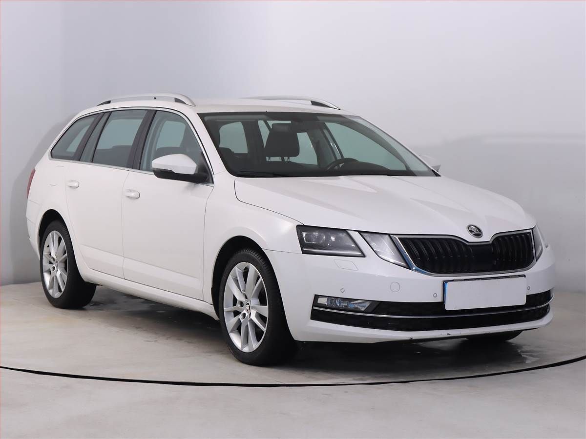 Škoda Octavia 1.6 TDI, Serv.kniha, Navi
