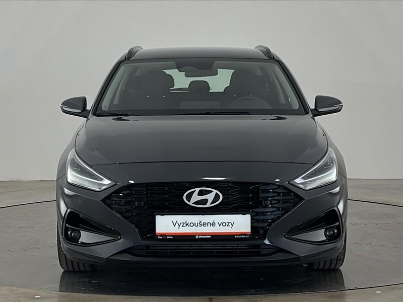 Hyundai i30 Smart DCT - fotka 4 z 27