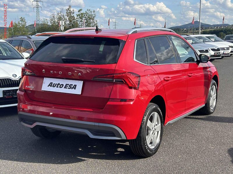 Škoda Kamiq (2020) 1.0 TSi, 2.maj,ČR, Style - fotka 4 z 18