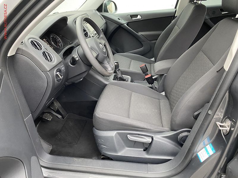Volkswagen Tiguan (2014) 1.4 TSi, Trendline, navi - fotka 9 z 17