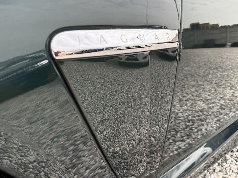Jaguar XF 3,0 V6 S/C AWD REZERVACE - fotka 4 z 47