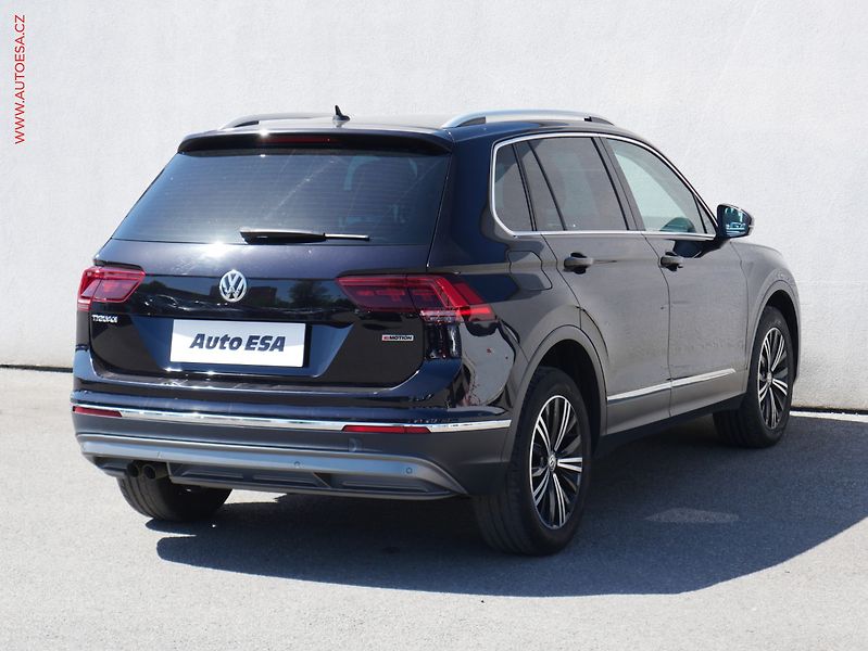 Volkswagen Tiguan (2018) 2.0 TDI 4x4, DSG, LED, navi - fotka 4 z 26