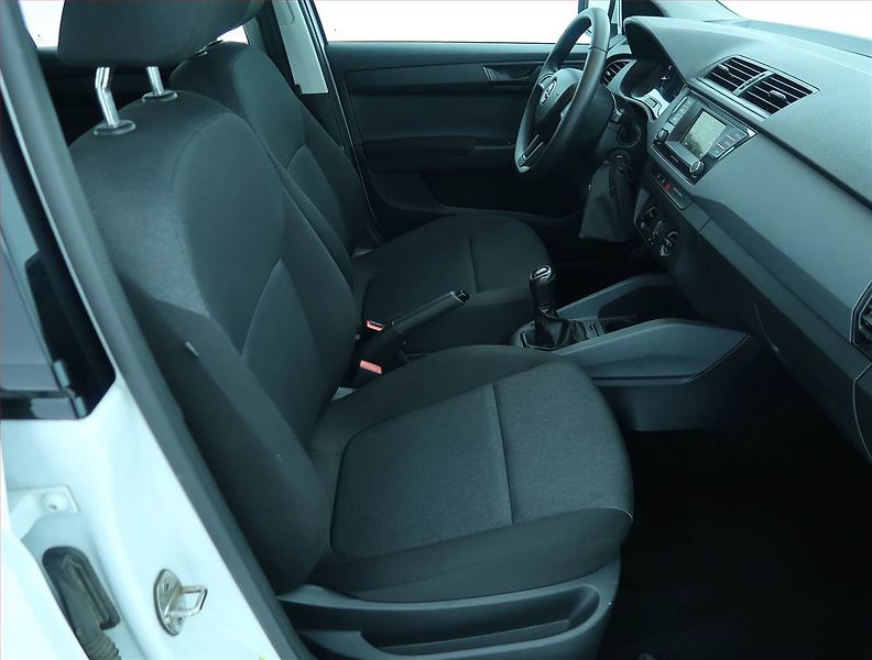 Škoda Fabia (2018) 1.0 - fotka 9 z 16
