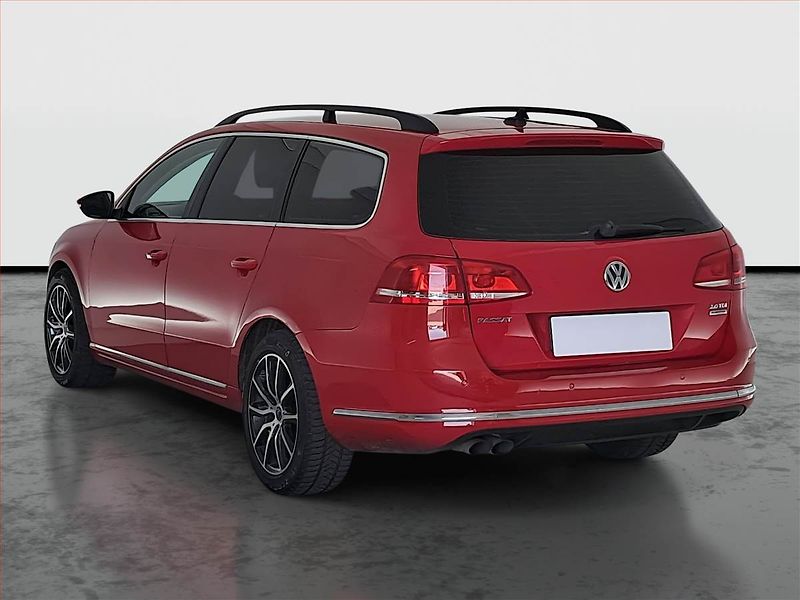 Volkswagen Passat (2014) 2.0 TDI, Navi, Tempomat - fotka 4 z 16