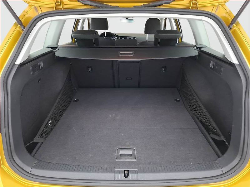 Volkswagen Golf (2018) 1.4 TSI, Tempomat - fotka 18 z 18