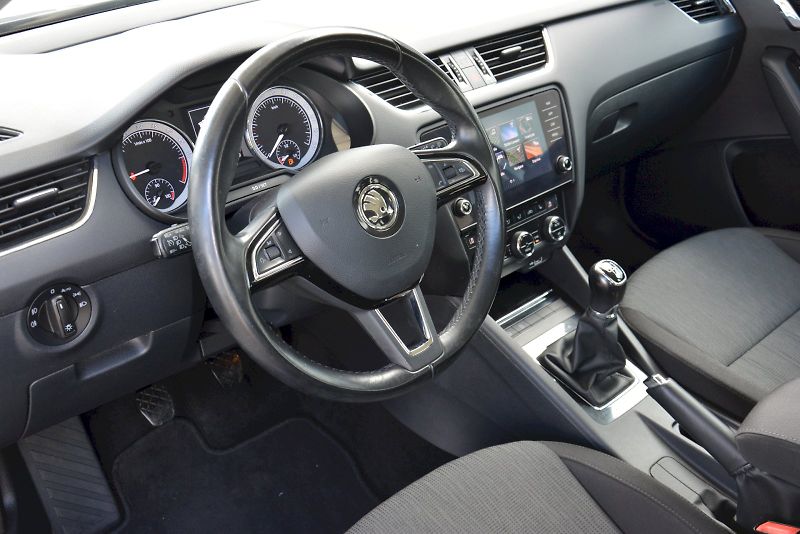 Škoda Octavia (2018) Combi 2.0 TDI 110 kW Style - fotka 12 z 26