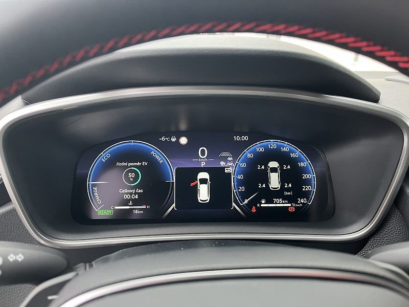 Toyota Corolla 2.0 hybrid GR SPORT - fotka 21 z 28
