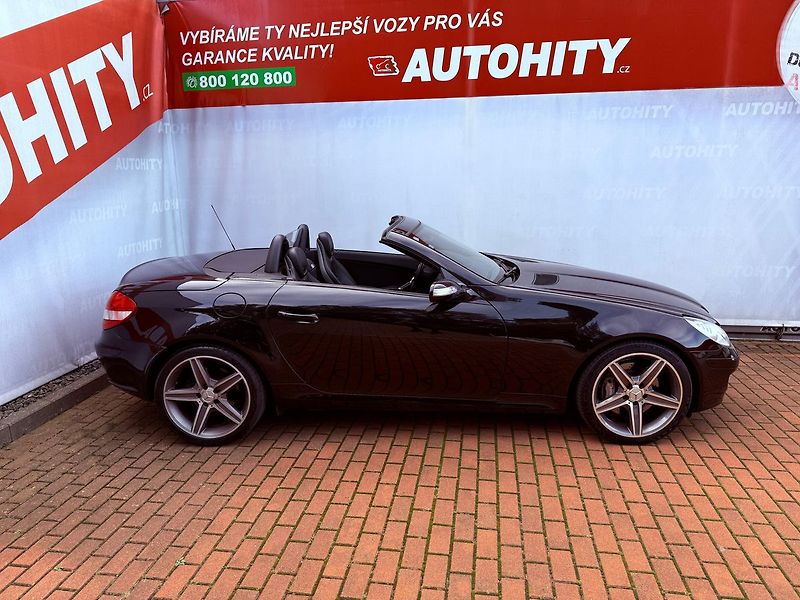 Mercedes-Benz SLK 350 Manuál, 80 tkm, Serviska - fotka 4 z 34
