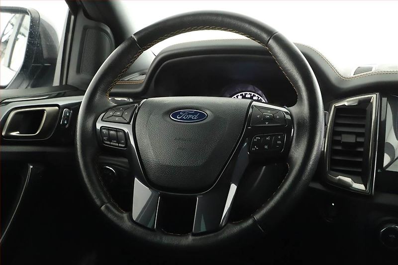 Ford Ranger (2021) 2.0 EcoBlue - fotka 8 z 17