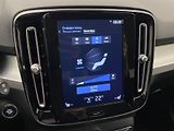 Volvo XC40 T4 MOMENTUM AUT CZ - náhled 36