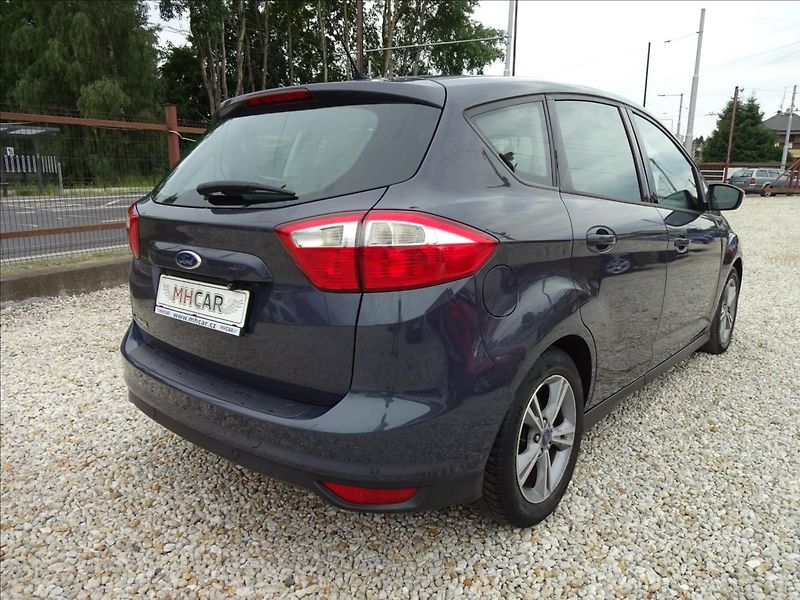 Ford C-MAX 2,0 TDCi 103kW AUTOMAT - fotka 6 z 47
