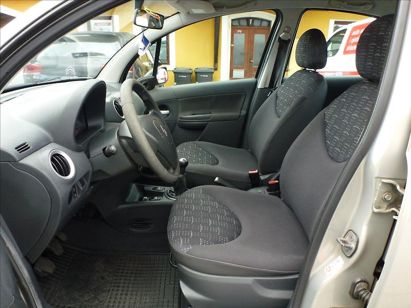 Citroën C3 1,1 SX - fotka 16 z 42