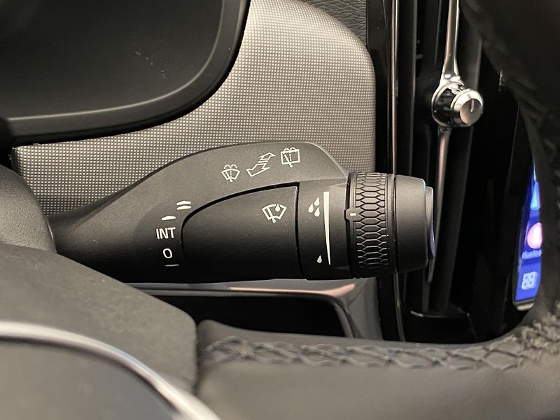 Volvo V90 T6 AWD RECHARGE REZERVACE - fotka 23 z 58
